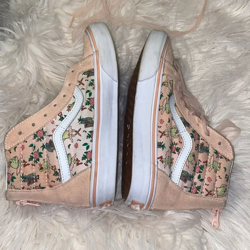 Vans Sk8 Hi top, Zip Sneakers, Pink Frog Princess Pattern Shoes size 3